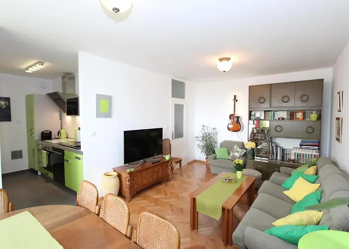 Apartment Elia
