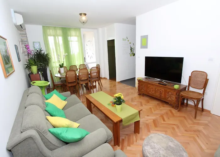 Apartment Elia